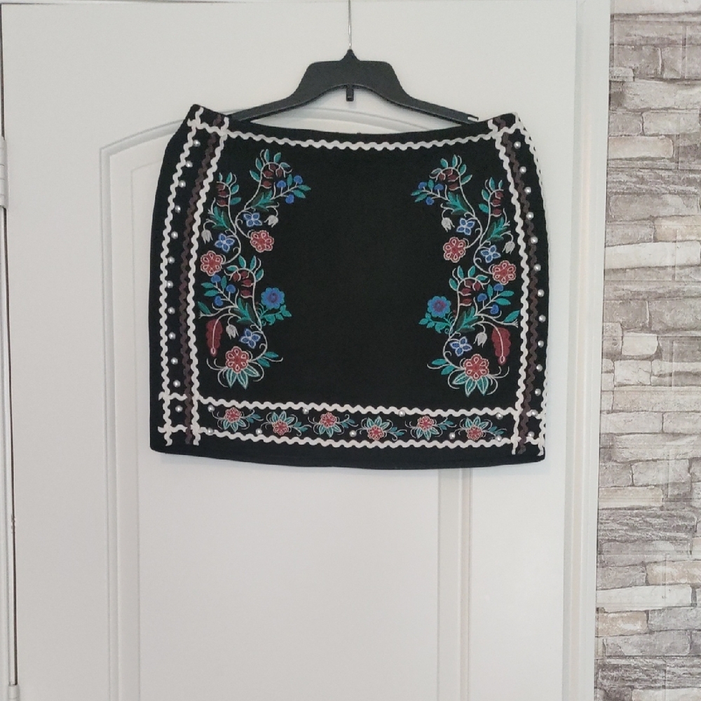 Missguided Black Skirt with Floral Embroidery